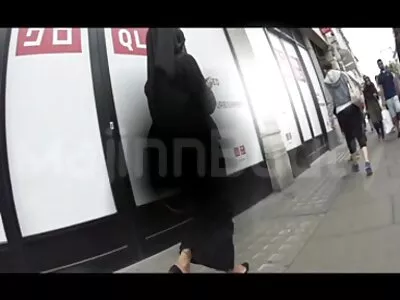Brune aux gros seins baisée dans le pipi culotte porn cul et aime le sexe anal profond