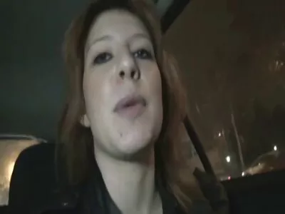 Deux jeunes couples dans la nature ont décidé de télécharger un groupe porno fille en culotte xxx anal russe
