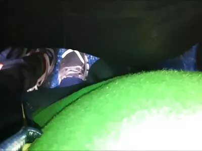 Fries fries belle brune couche culotte porn et éjacule dans la chatte des dames
