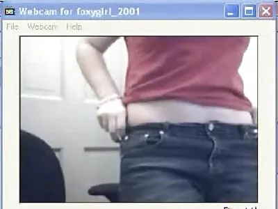 Maman se rend à un artiste dans porno couche culotte la camionnette de la chambre et se masturbe avec lui aux gros seins